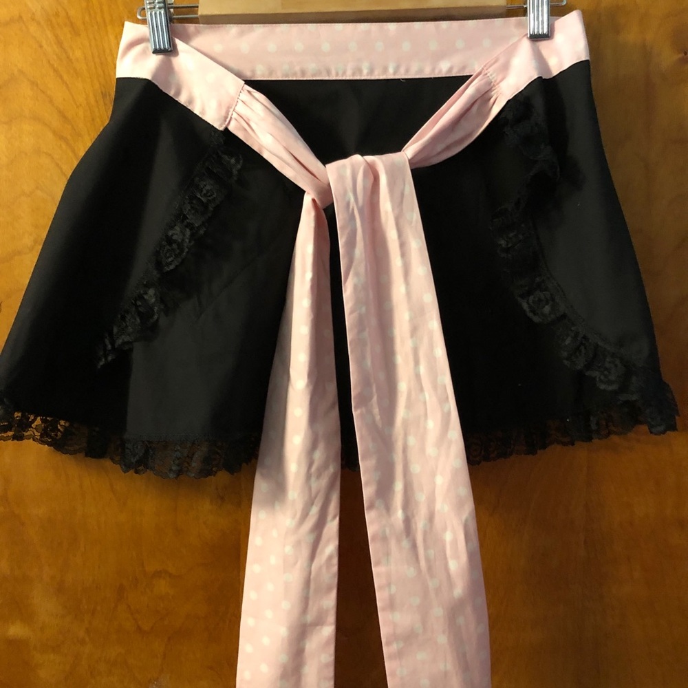 Rare! NWT Lucky 13 Retro Pinup Ruffle Lace Heart Apron Coquette DollsKill - Picture 4 of 10
